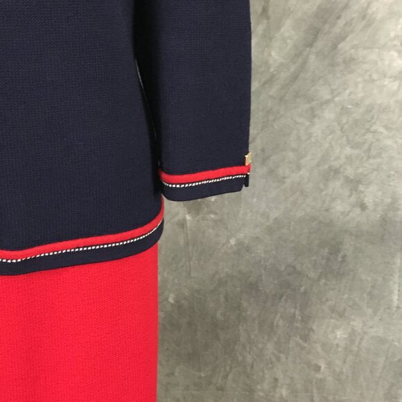 BEAUTIFUL st john collection knit blue red multi jacket skirt suit size 14 - Picture 6 of 9